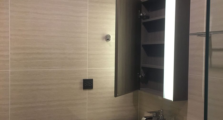 For sale and for rent 1 bed condo in Huai Khwang, Bangkok