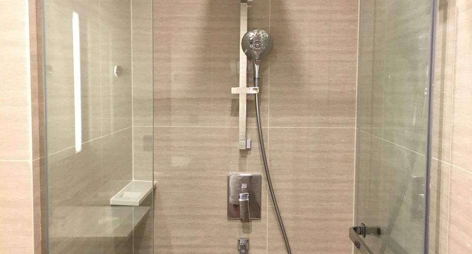 For sale and for rent 1 bed condo in Huai Khwang, Bangkok