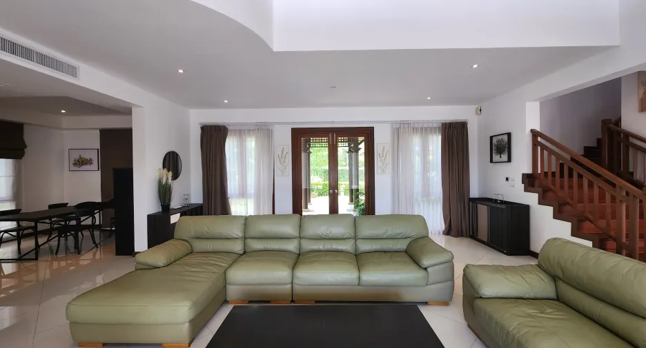 For rent 4 bedrooms villa in Thalang, Phuket
