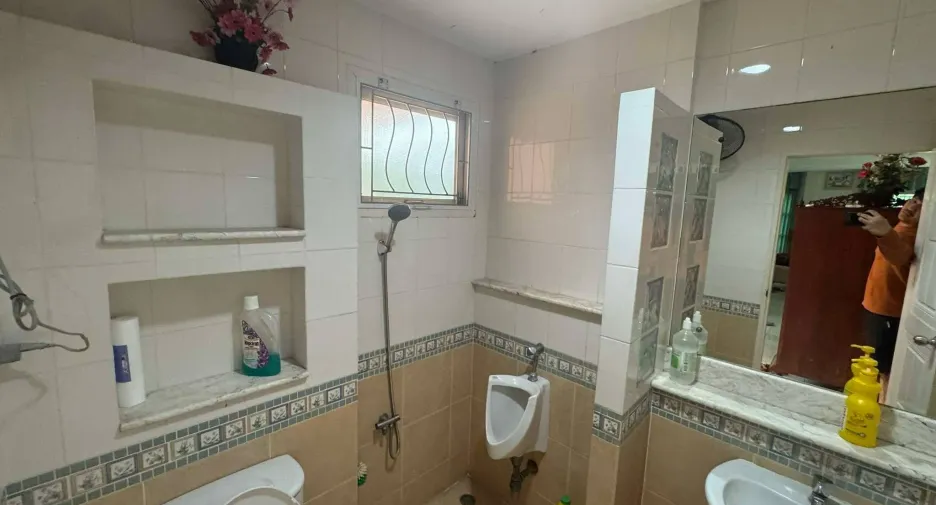 Casa en alquiler de 3 habitaciones en Mueang Pathum Thani, Pathum Thani