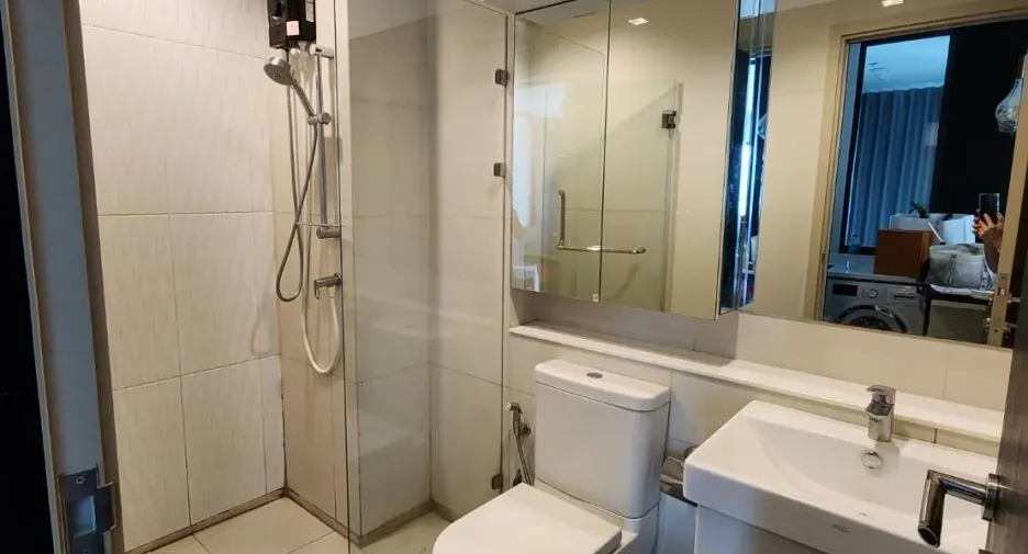 For sale 1 bed condo in Pathum Wan, Bangkok