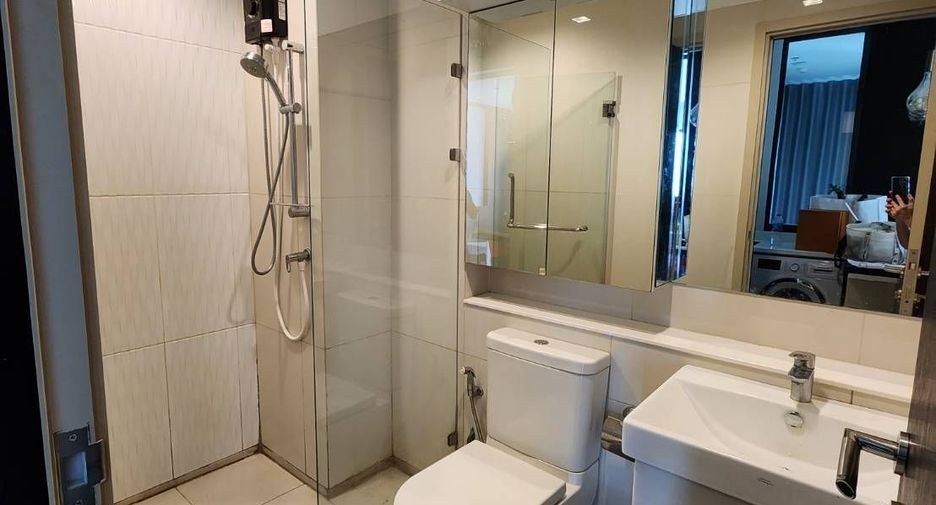 For sale 1 bed condo in Pathum Wan, Bangkok