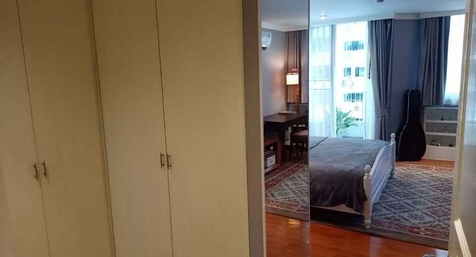 For sale 2 bedrooms condo in Watthana, Bangkok