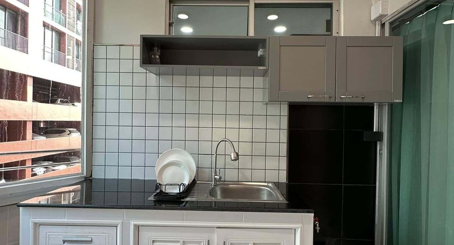 For sale 1 bed condo in Phaya Thai, Bangkok