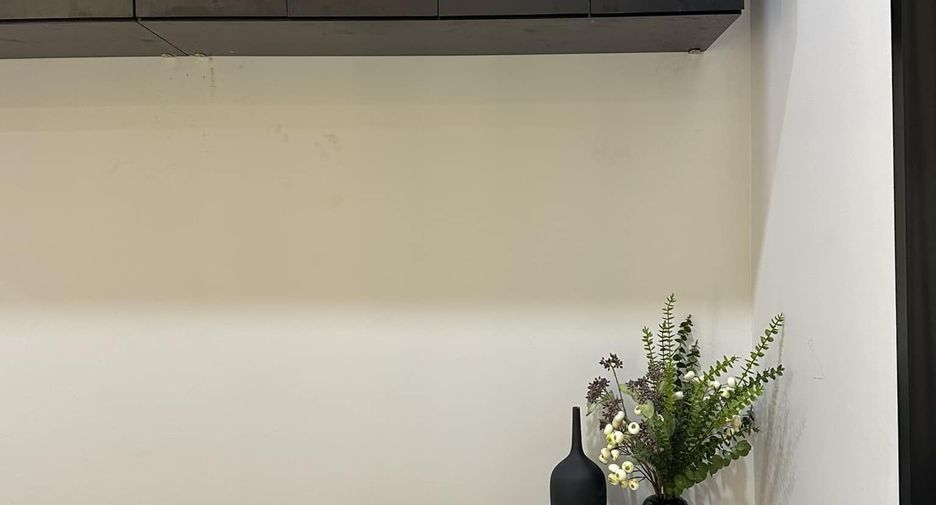 For sale 1 bed condo in Phaya Thai, Bangkok