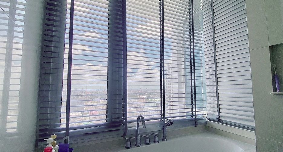 For sale 2 bedrooms condo in Ratchathewi, Bangkok