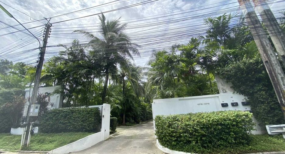 For rent 4 bedrooms villa in Mueang Phuket, Phuket