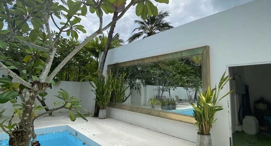 For rent 4 bedrooms villa in Mueang Phuket, Phuket