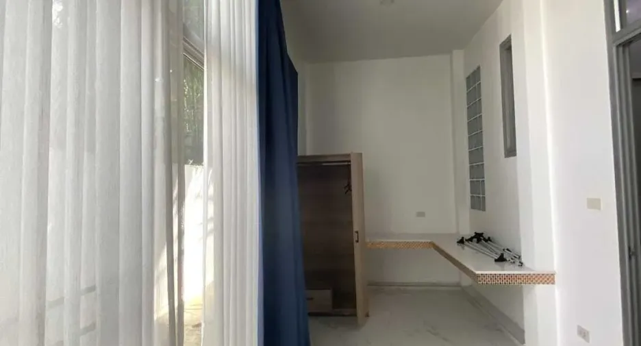 For rent 4 bedrooms villa in Mueang Phuket, Phuket