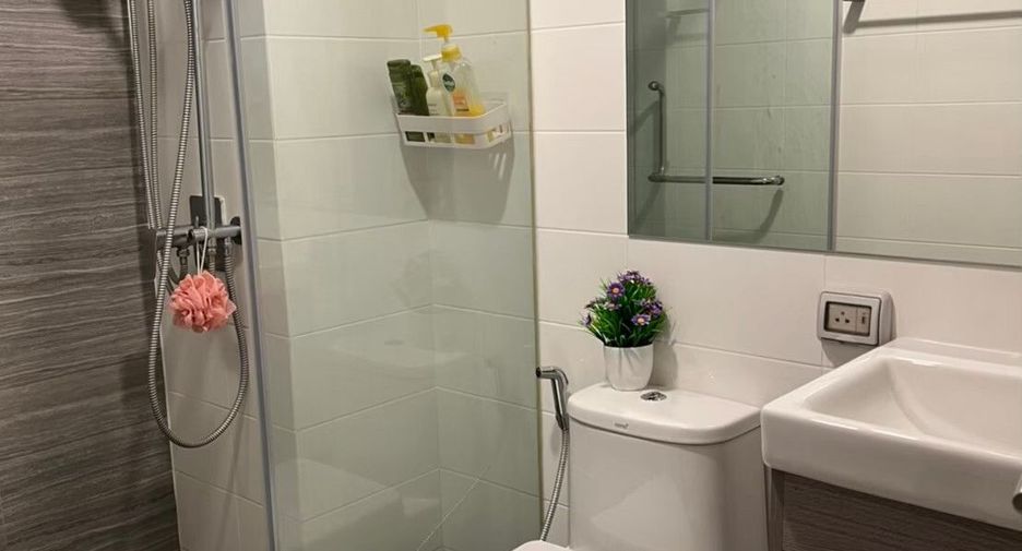 For sale studio condo in Mueang Samut Prakan, Samut Prakan