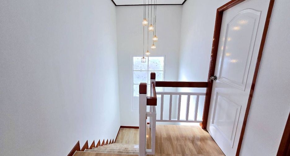 For sale 3 bedrooms house in Khlong Sam Wa, Bangkok