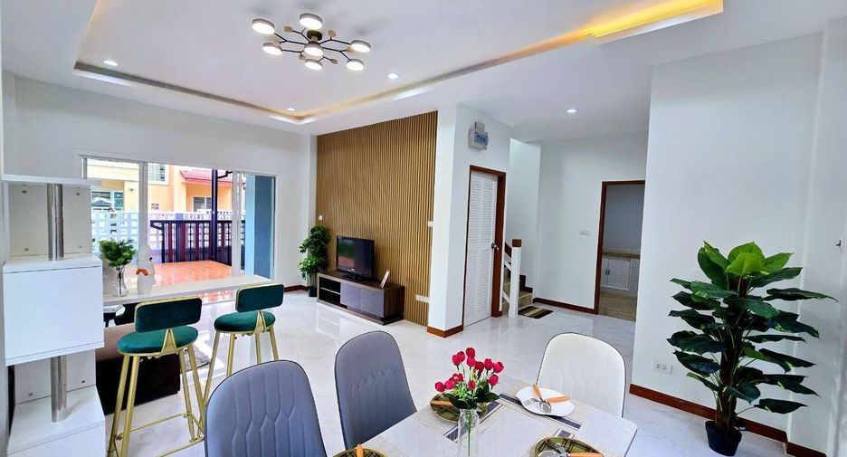 For sale 3 bedrooms house in Khlong Sam Wa, Bangkok