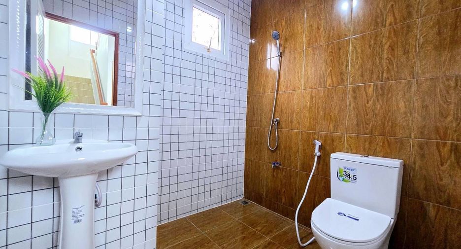 For sale 3 bedrooms house in Khlong Sam Wa, Bangkok