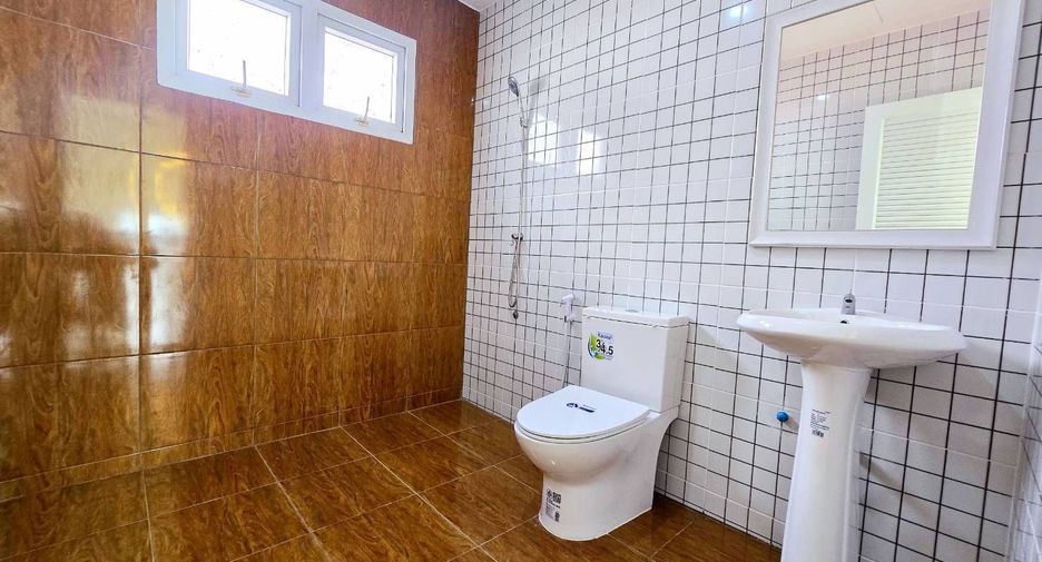For sale 3 bedrooms house in Khlong Sam Wa, Bangkok
