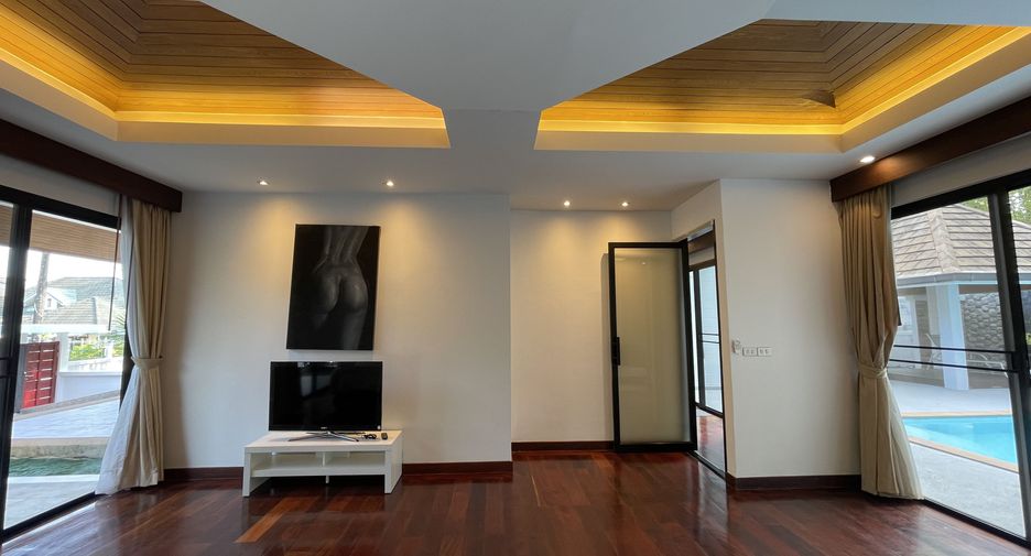 For rent 3 bedrooms house in Mueang Phuket, Phuket