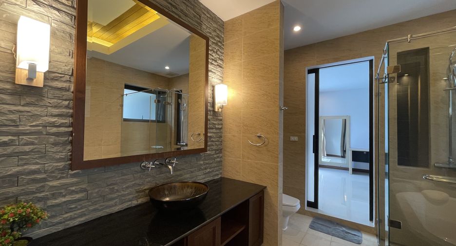 For rent 3 bedrooms house in Mueang Phuket, Phuket