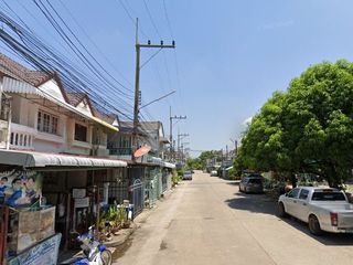For sale 2 bedrooms townhouse in Mueang Nakhon Pathom, Nakhon Pathom
