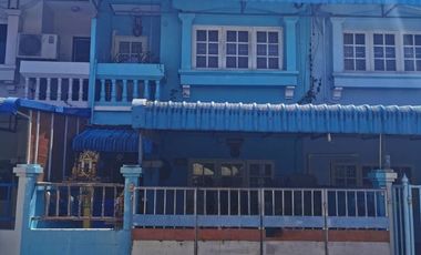 For sale 2 bedrooms townhouse in Mueang Nakhon Pathom, Nakhon Pathom