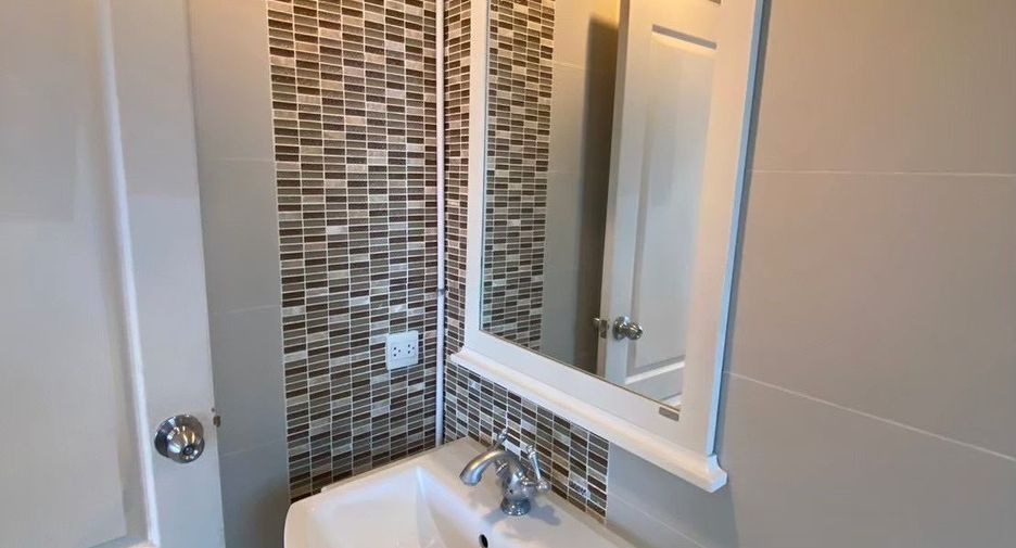 For sale and for rent 2 bedrooms condo in Phaya Thai, Bangkok