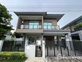 Casa en venta de 4 habitaciones en Khan Na Yao, Bangkok
