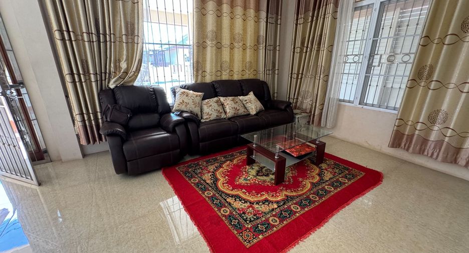 Casa en venta de 3 habitaciones en Ban Bueng, Chonburi