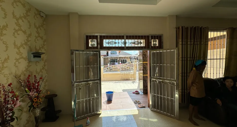 Casa en venta de 3 habitaciones en Ban Bueng, Chonburi