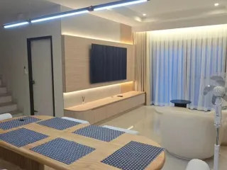 Haus zur Miete mit 4 Zimmer in Mueang Phuket, Phuket
