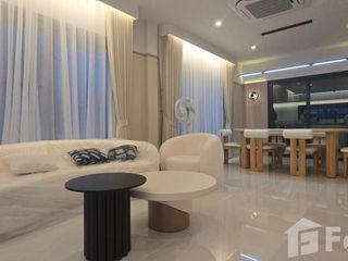 Haus zur Miete mit 4 Zimmer in Mueang Phuket, Phuket