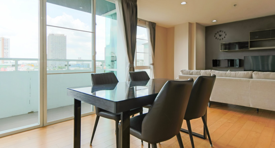 For sale 2 bedrooms condo in Watthana, Bangkok
