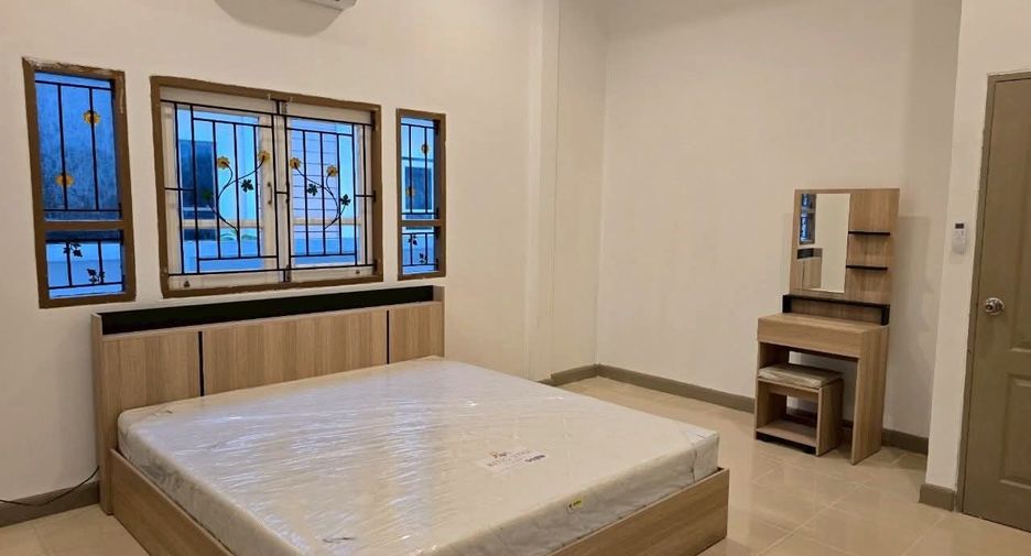 For rent 2 bedrooms house in Mueang Phuket, Phuket
