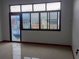 For sale 4 ベッドルーム townhouse in Mueang Trang, Trang