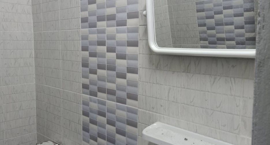 For sale 4 bedrooms townhouse in Mueang Trang, Trang
