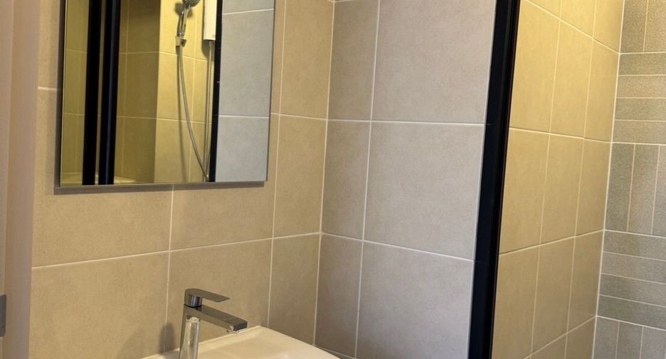 For rent スタジオ condo in Khlong Luang, Pathum Thani