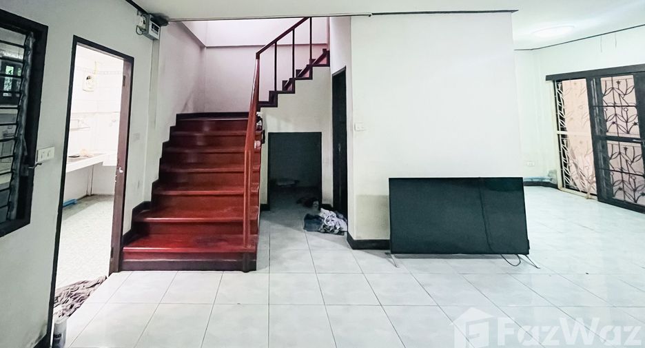 À vendre 3 chambres maison de ville à Bang Kruai, Nonthaburi