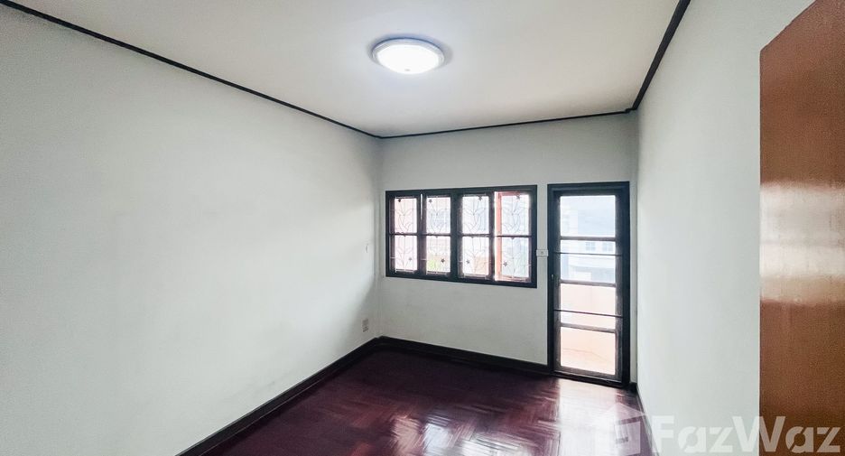 À vendre 3 chambres maison de ville à Bang Kruai, Nonthaburi