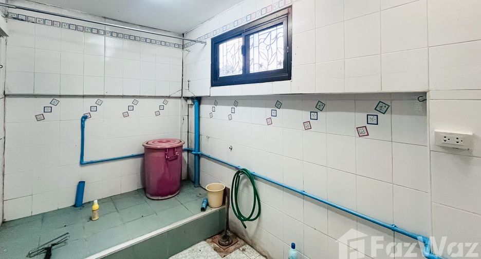 À vendre 3 chambres maison de ville à Bang Kruai, Nonthaburi