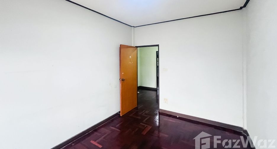 À vendre 3 chambres maison de ville à Bang Kruai, Nonthaburi