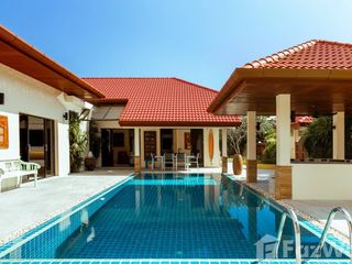 For rent 3 bedrooms villa in Mueang Phuket, Phuket