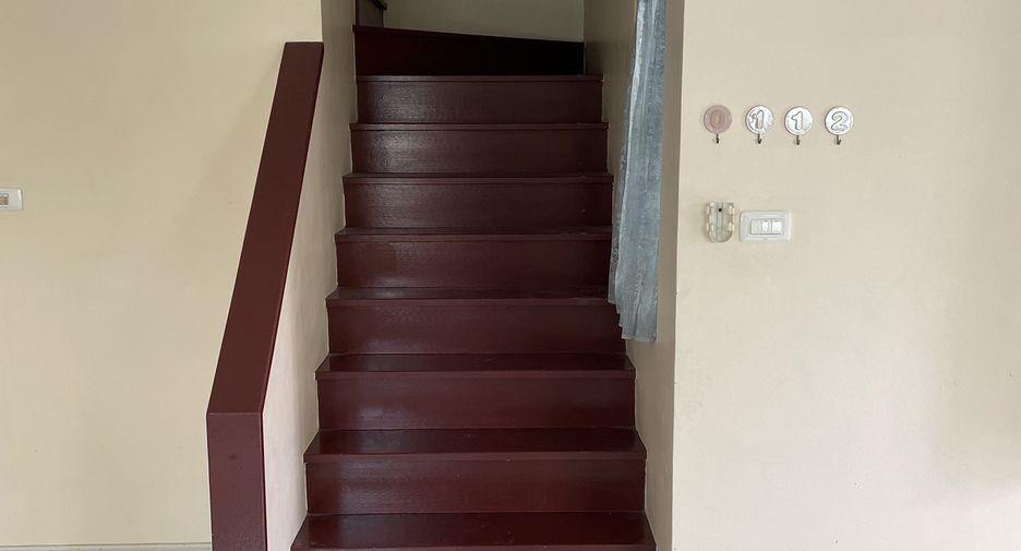 Reihenhaus zur Miete mit 4 Zimmer in Mueang Samut Sakhon, Samut Sakhon