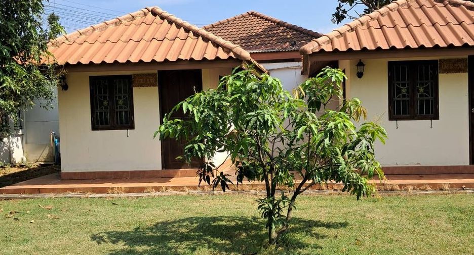 Villa en venta de 9 habitaciones en Mueang Nakhon Pathom, Nakhon Pathom