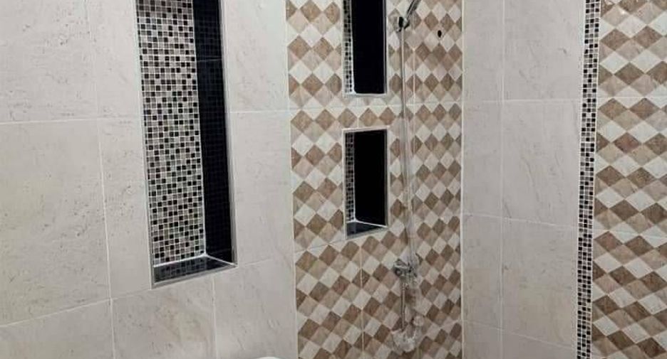 For sale 4 bedrooms townhouse in Mueang Loei, Loei