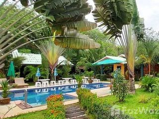 For sale 8 bedrooms villa in Mueang Rayong, Rayong