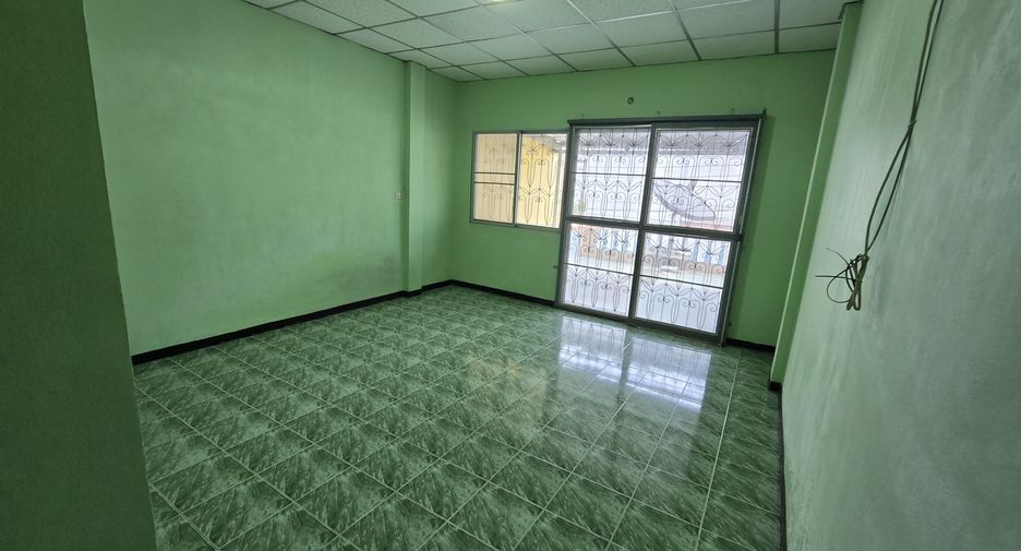 For sale 2 ベッドルーム townhouse in Mueang Samut Prakan, Samut Prakan