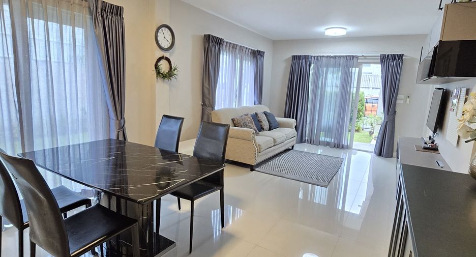 For rent 3 bedrooms house in Mueang Phuket, Phuket