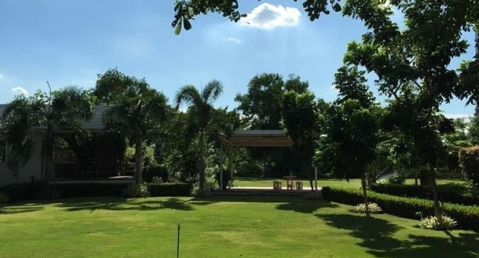 For sale 63 bedrooms hotel in Khlong Luang, Pathum Thani