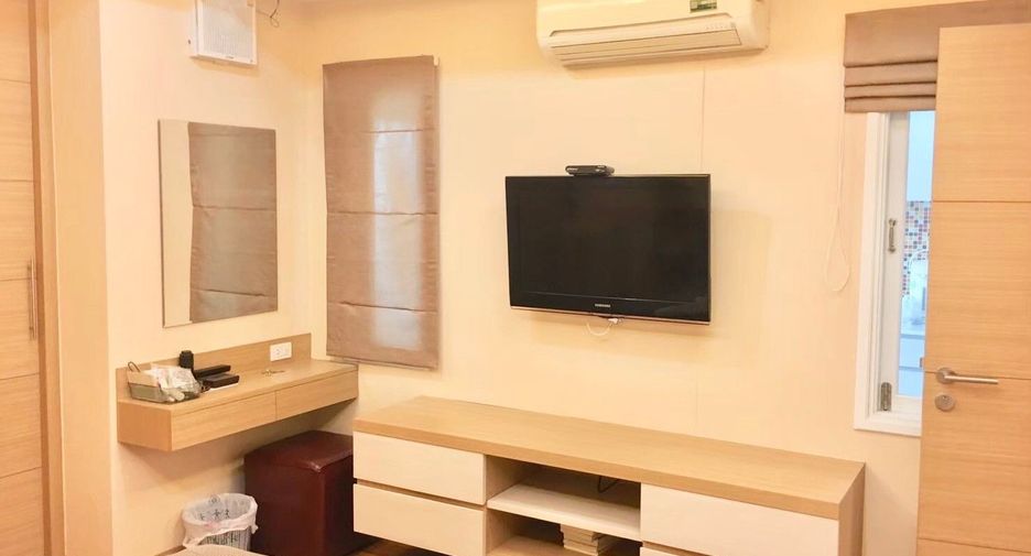 For sale 2 bedrooms condo in Phaya Thai, Bangkok