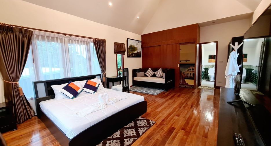 Villa en alquiler de 3 habitaciones en Mueang Phuket, Phuket