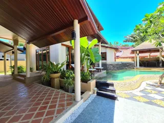 Villa en alquiler de 3 habitaciones en Mueang Phuket, Phuket