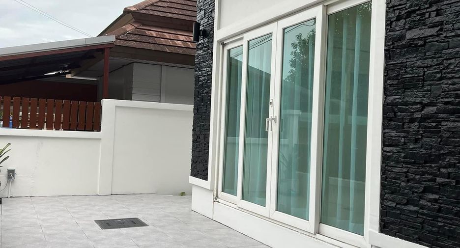 For rent 2 bedrooms house in Mueang Phuket, Phuket