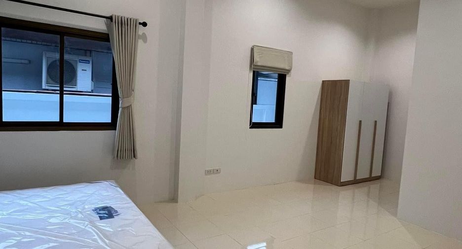 For rent 2 bedrooms house in Mueang Phuket, Phuket
